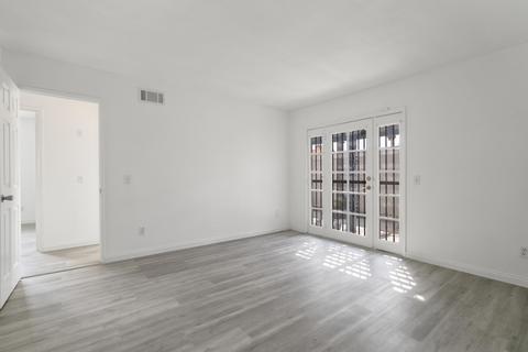1710 Express Cir, Colton, CA 92324 photo 10