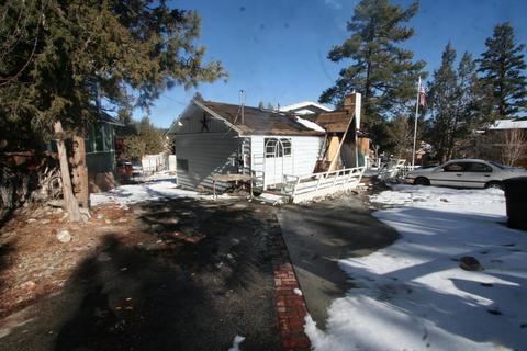 1541 Malabar Way, Big Bear City, CA 92314 photo 1