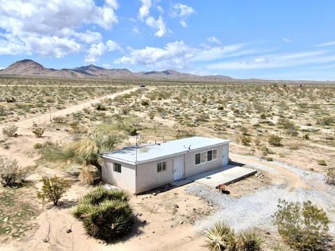 55150 Gleason Rd, Landers, CA 92285 photo 2