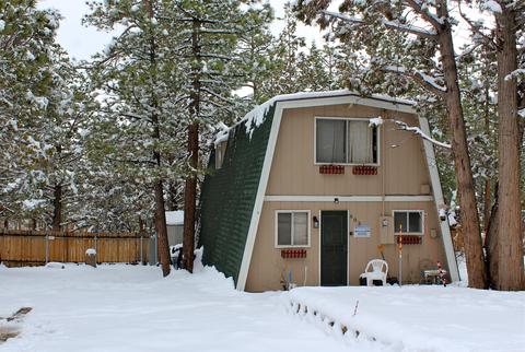 603 Pine Ln, Sugarloaf, CA 92386 photo 2