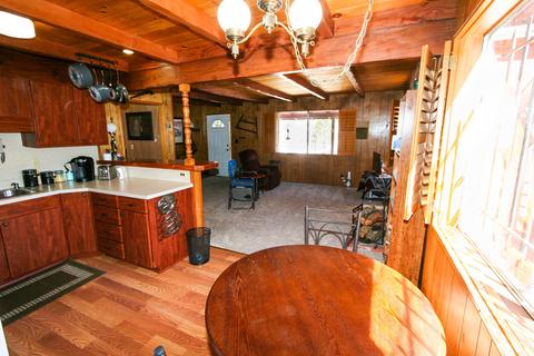 130 Maple Ln, Sugarloaf, CA 92386 photo 7