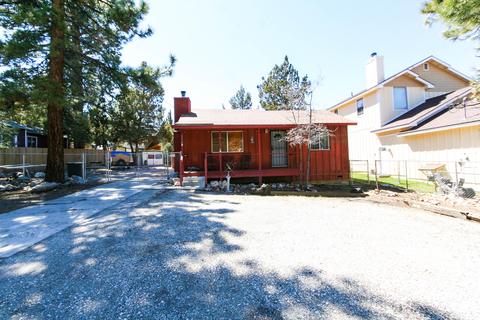 130 Maple Ln, Sugarloaf, CA 92386 photo 1
