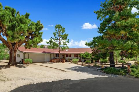 54940 Benecia Trl, Yucca Valley, CA 92284 photo 2