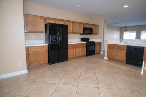 41311 Redhawk St, Indio, CA 92203 photo 10