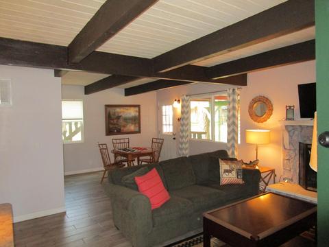 906 Mountain Ln, Big Bear City, CA 92314 photo 9