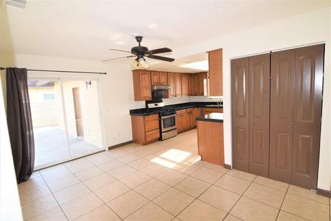 43927 Pacific Ave, Indio, CA 92201 photo 12