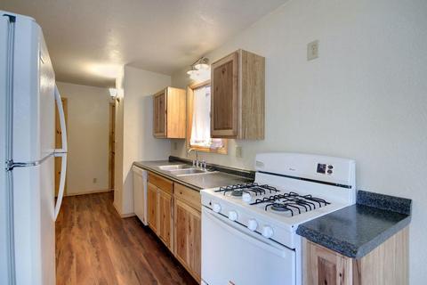 721 Moreno Ln, Sugarloaf, CA 92386 photo 9