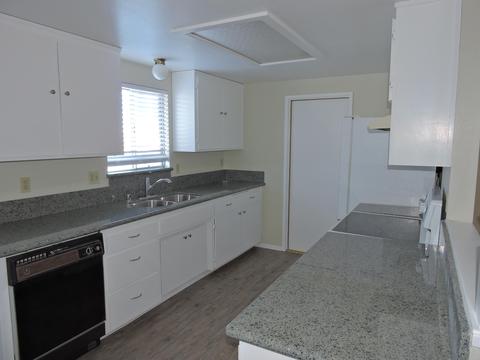 57740 Ivanhoe Dr, Yucca Valley, CA 92284 photo 5