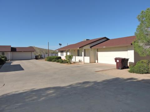 57740 Ivanhoe Dr, Yucca Valley, CA 92284 photo 3