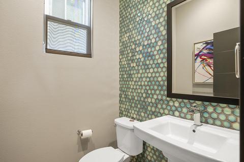 233 Elm Ave, Long Beach, CA 90802 photo 14