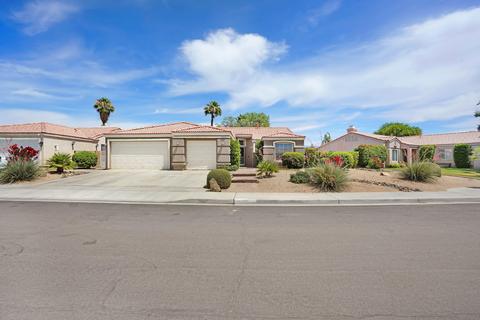 81104 King Palm Dr, Indio, CA 92201 photo 2