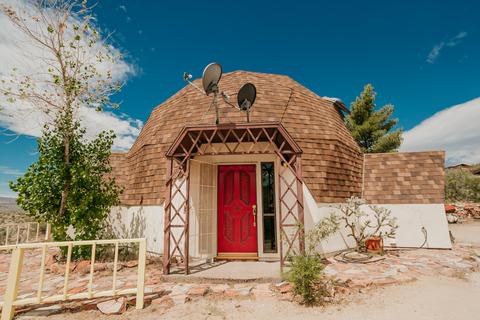 59838 Sun Oro Rd, Yucca Valley, CA 92284 photo 1