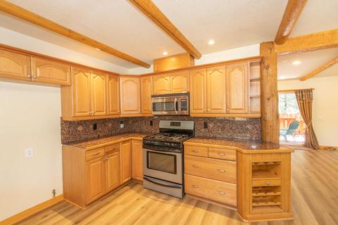 998 Ash Ln, Big Bear City, CA 92314 photo 9