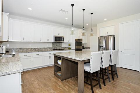 41401 Edwards Ct, Indio, CA 92203 photo 5