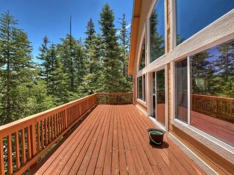 649 Sutter Ln, Lake Arrowhead, CA 92352 photo 11