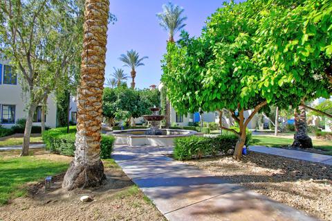 48569 Classic, La Quinta, CA 92253 photo 5