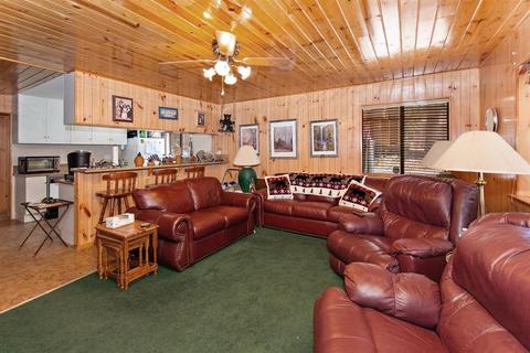 433 Kern, Sugarloaf, CA 92386 photo 2