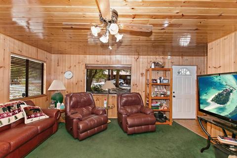 433 Kern, Sugarloaf, CA 92386 photo 4