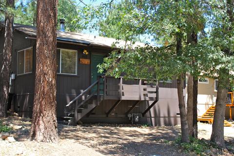 468 Vista Ave, Sugarloaf, CA 92386 photo 2