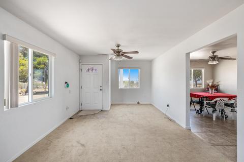 1525 Dakota Ln, Landers, CA 92285 photo 4