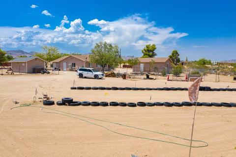 1525 Dakota Ln, Landers, CA 92285 photo 31