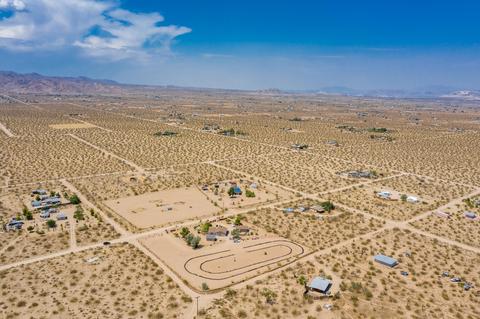 1525 Dakota Ln, Landers, CA 92285 photo 29