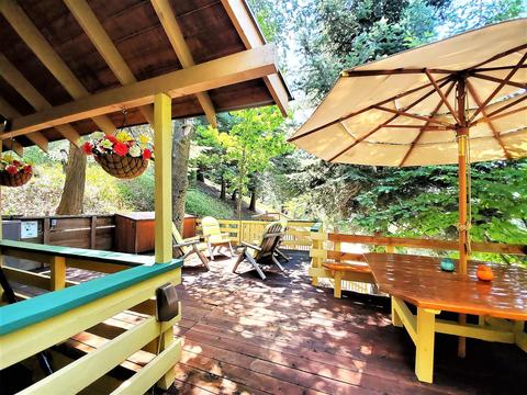 681 Lake Dr, Lake Arrowhead, CA 92352 photo 1