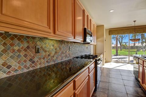 82449 Grant Dr, Indio, CA 92201 photo 5