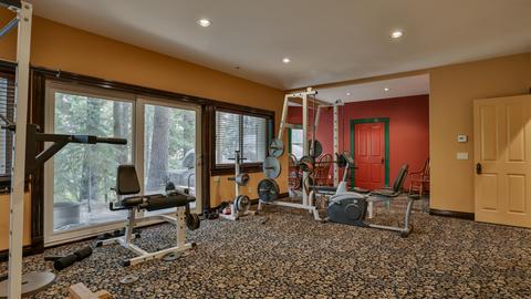245 Chipmunk Dr, Lake Arrowhead, CA 92352 photo 47