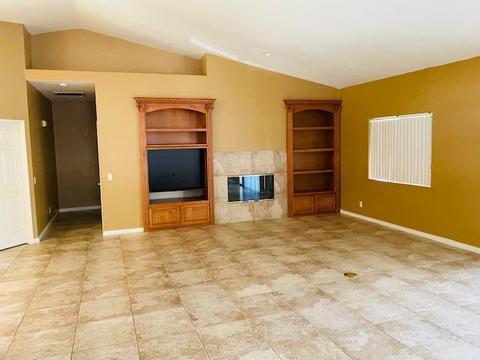 45546 Seacliff Ct, Indio, CA 92201 photo 2