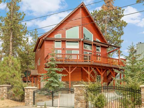 39692 Lake Dr, Big Bear Lake, CA 92315 photo 1