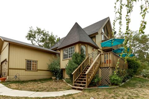 1249 Kayah Dr, Big Bear City, CA 92314 photo 4