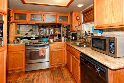 1249 Kayah Dr, Big Bear City, CA 92314 photo 16