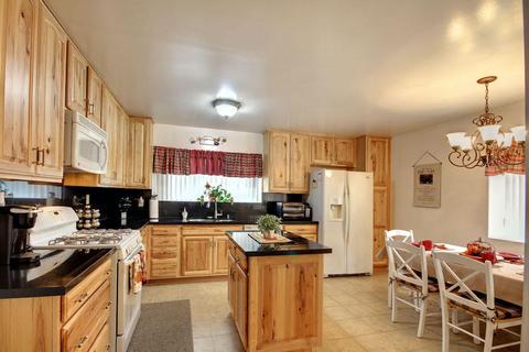 2065 3rd Ln, Big Bear City, CA 92314 photo 10
