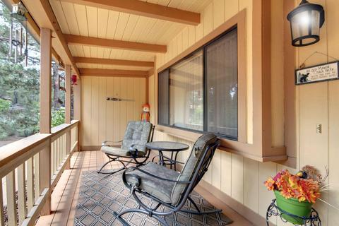 2065 3rd Ln, Big Bear City, CA 92314 photo 4