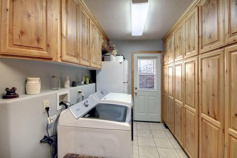 315 Starlight Cir, Big Bear Lake, CA 92315 photo 36