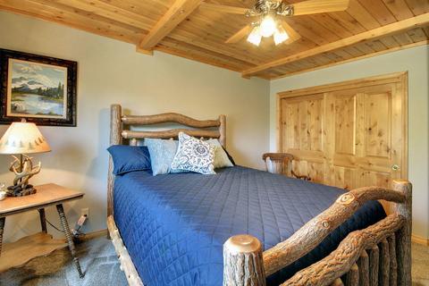 315 Starlight Cir, Big Bear Lake, CA 92315 photo 27