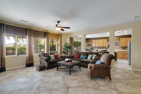 82559 Hughes Dr, Indio, CA 92201 photo 2