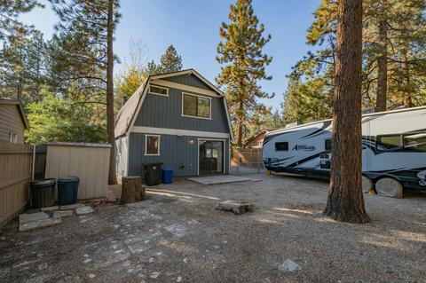 956 Tinkerbell Ave, Big Bear City, CA 92314 photo 30