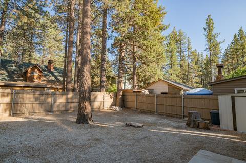956 Tinkerbell Ave, Big Bear City, CA 92314 photo 33