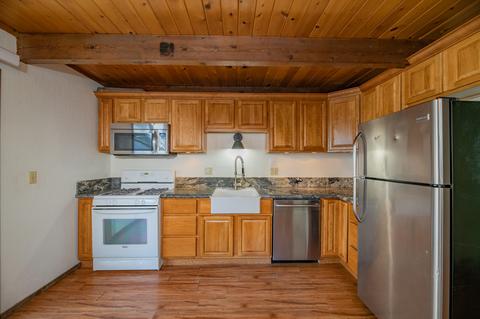 956 Tinkerbell Ave, Big Bear City, CA 92314 photo 14
