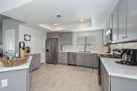 54015 Avenida Herrera, La Quinta, CA 92253 photo 11