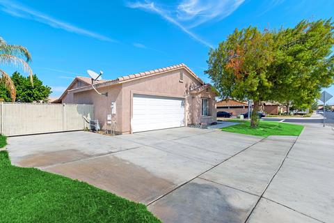 83376 Mango Walk, Indio, CA 92201 photo 5