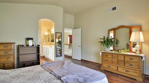 5369 Huntmaster Ln, Fontana, CA 92336 photo 19
