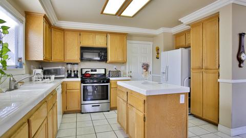 5369 Huntmaster Ln, Fontana, CA 92336 photo 12