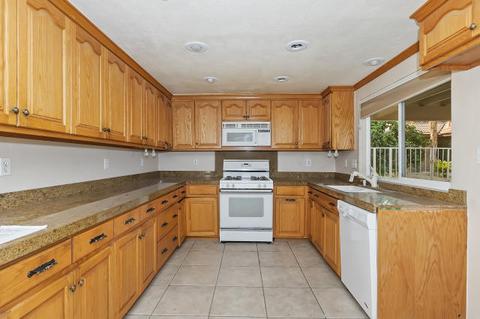 49421 Eisenhower Dr, Indio, CA 92201 photo 2