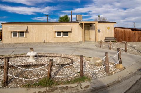 73670 Stanton Dr, Thousand Palms, CA 92276 photo 2