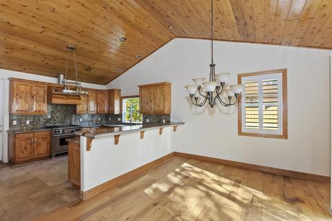 30034 Magic Dr, Running Springs, CA 92382 photo 17