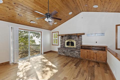 30034 Magic Dr, Running Springs, CA 92382 photo 11