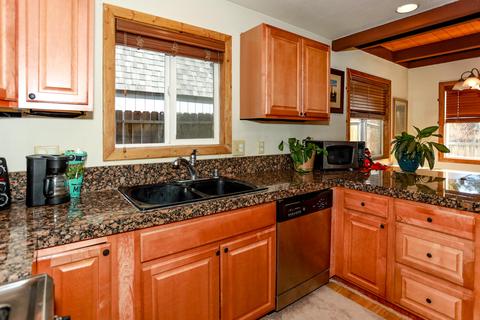 2085 10th Ln, Big Bear City, CA 92314 photo 11